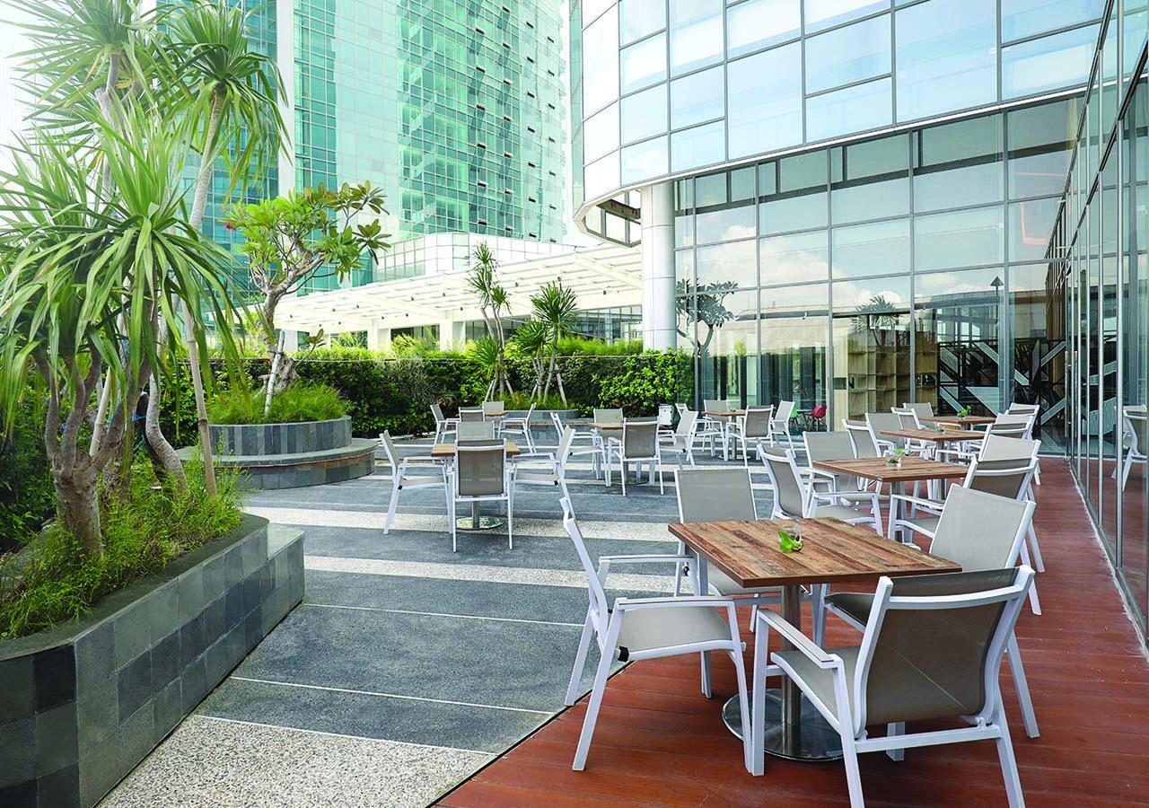 Novotel Samator Surabaya Timur Ngoại thất bức ảnh